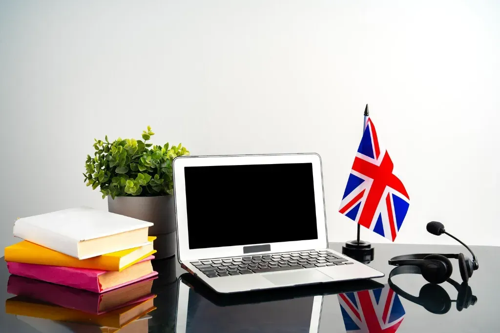 Dlaczego warto uczyć się w szkole językowej online