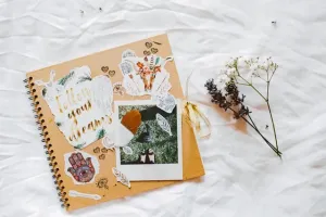 Filc dekoracyjny w scrapbookingu – jak go wykorzystać?